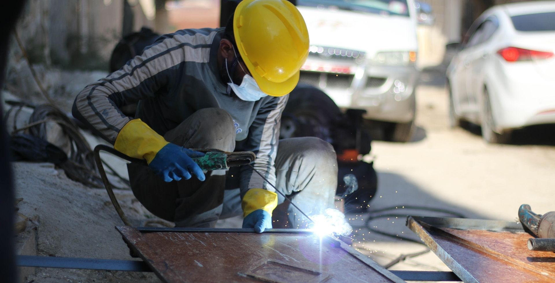 Untitled (1920 x 780 px) (2)